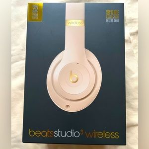Beats by Dr. Dre - Studio 3 Wireless Noise Cancelling Headphones - Desert Sand